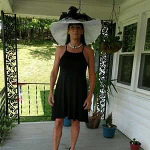 Meet your Posher, Toni